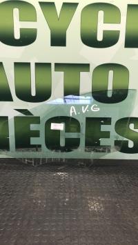 Vitre avant gauche