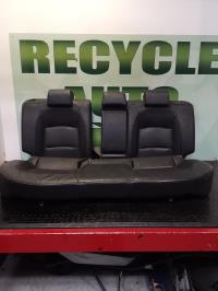 Banquette arriere