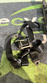 Ceinture avant gauche