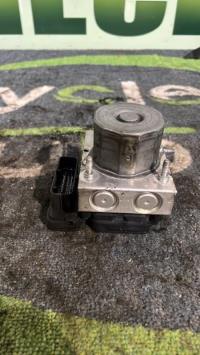 Bloc ABS (freins anti-blocage)