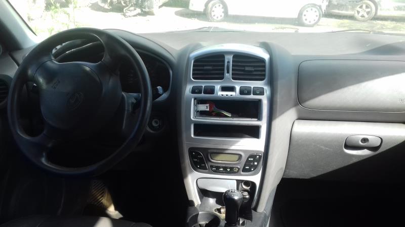 Porte avant gauche