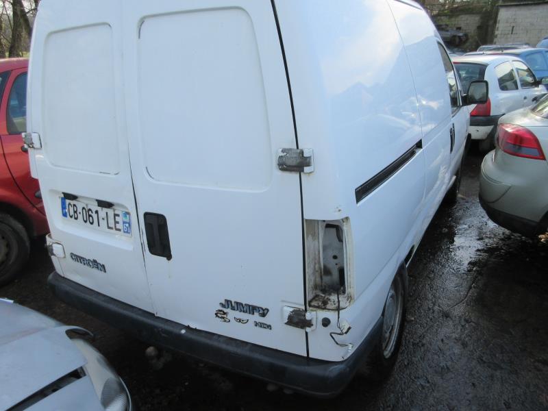 Poignee porte avant gauche