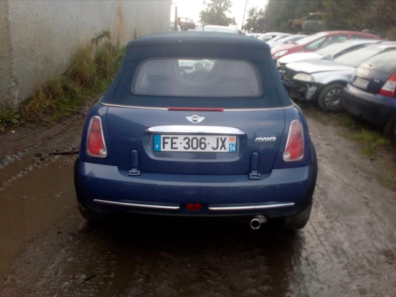 Moteur essuie glace avant