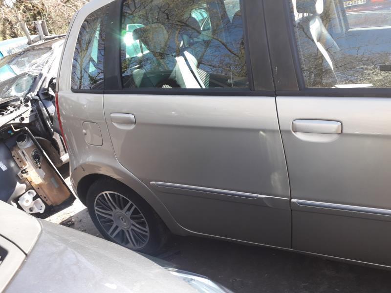 Porte arriere droit