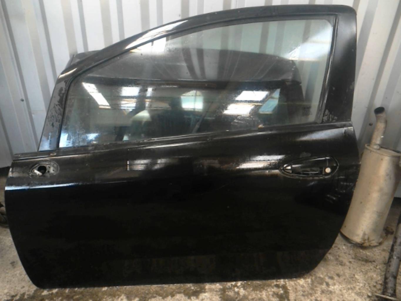 Porte avant gauche