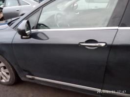 Porte avant gauche