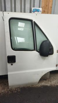 Porte avant droit