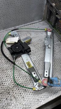 Leve vitre electrique avant gauche