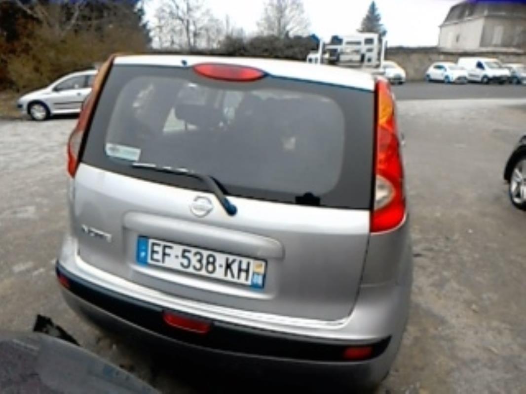 Verin de coffre gauche