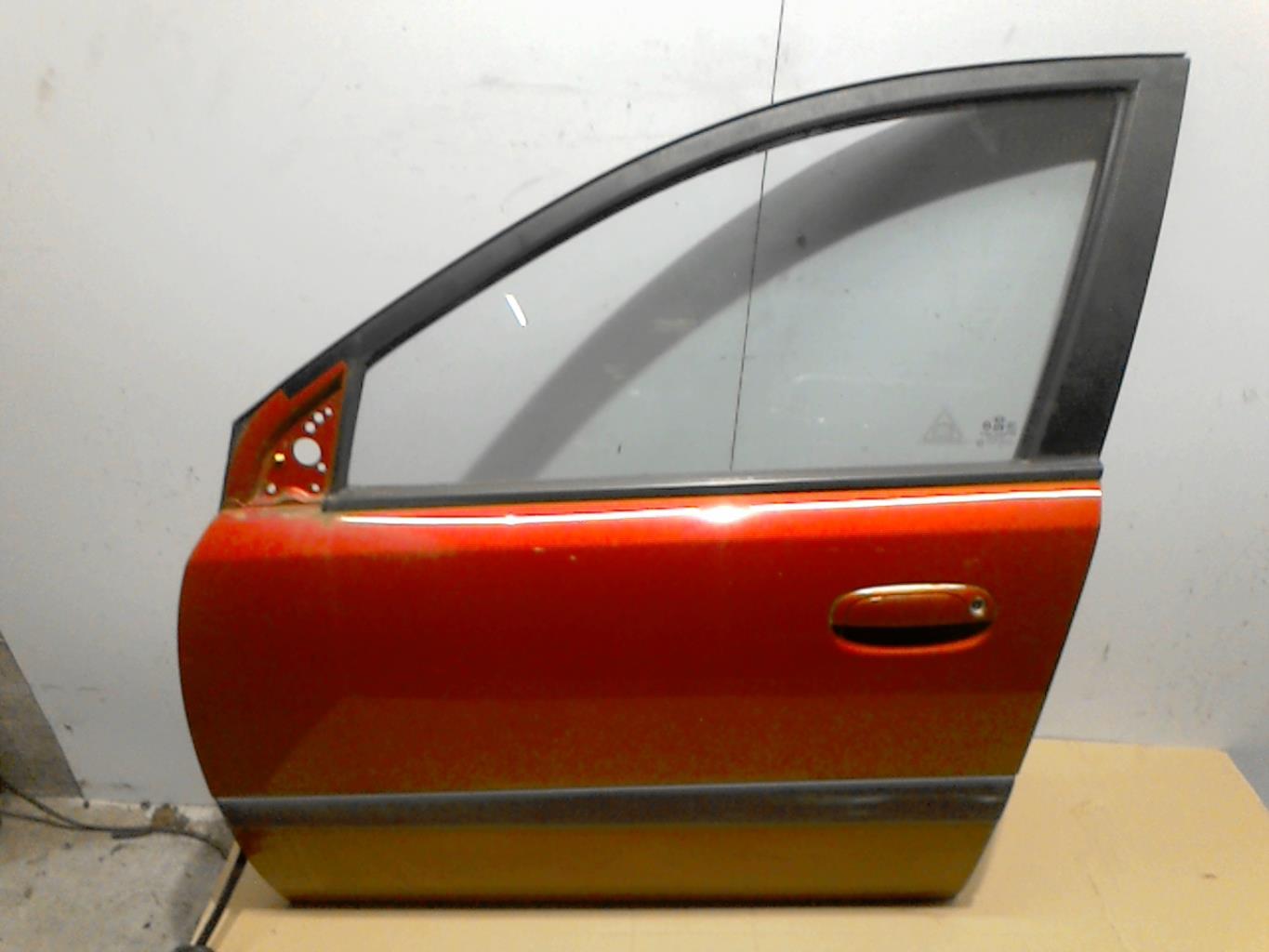 Porte avant gauche