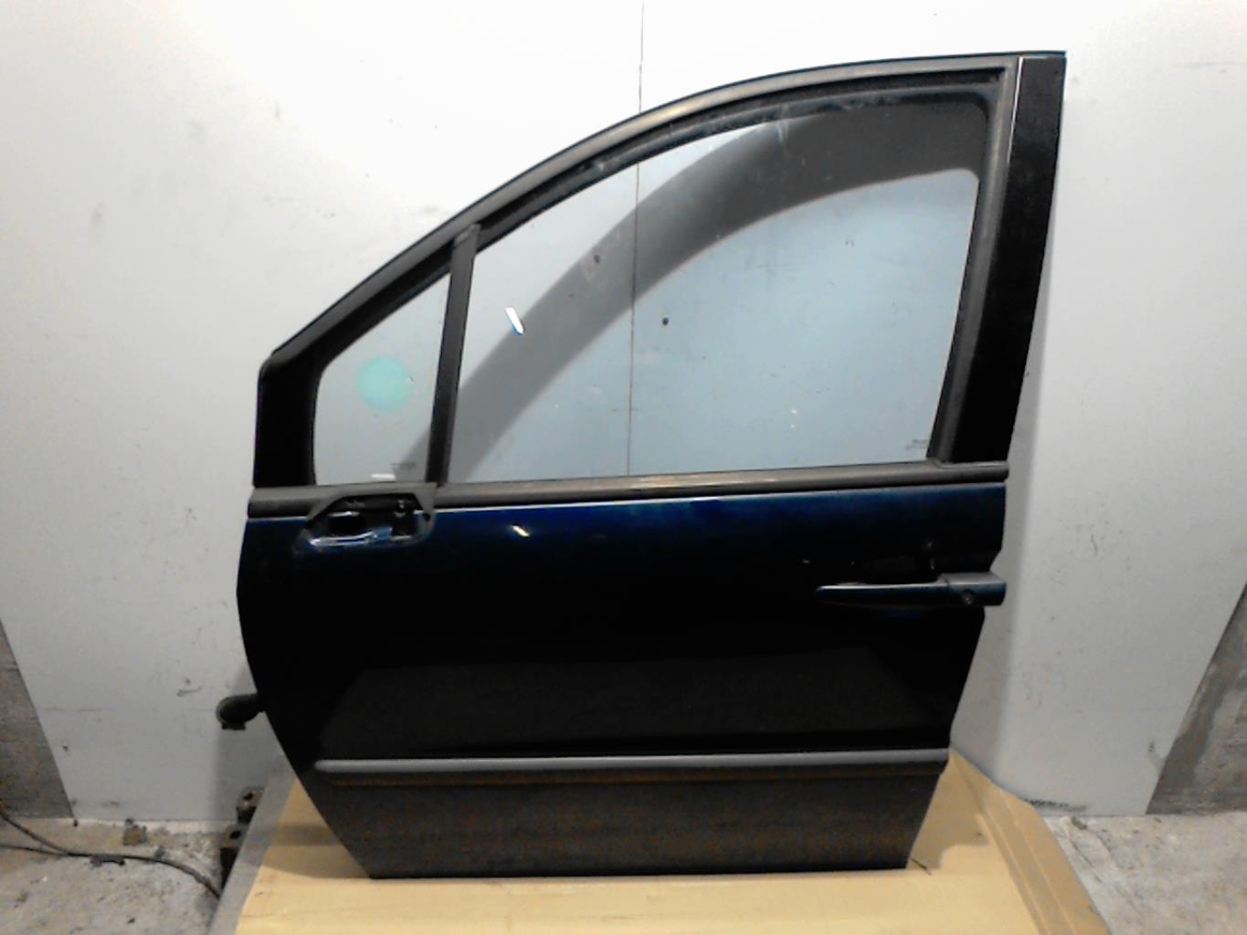 Porte avant gauche