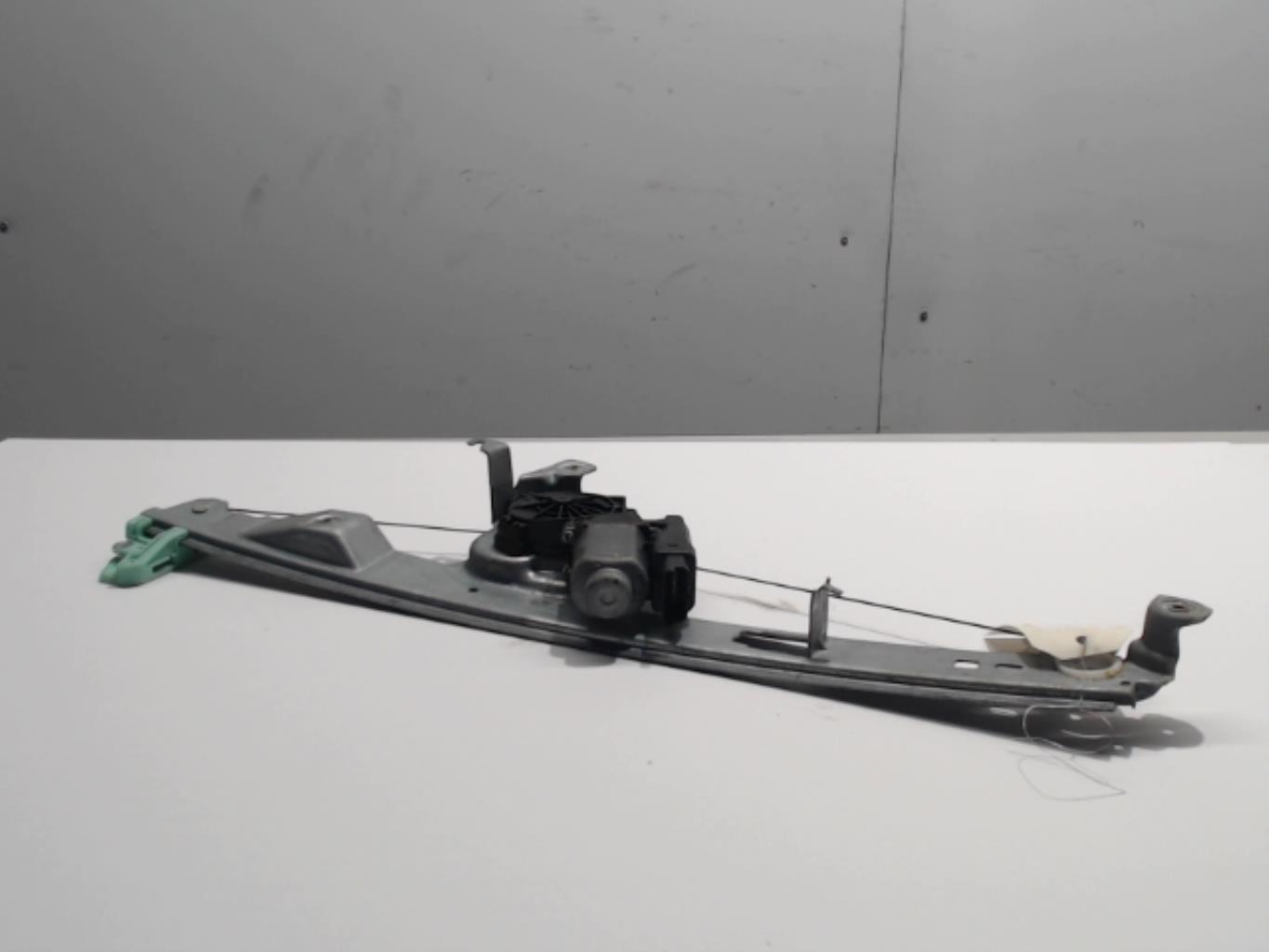 Leve vitre electrique avant gauche