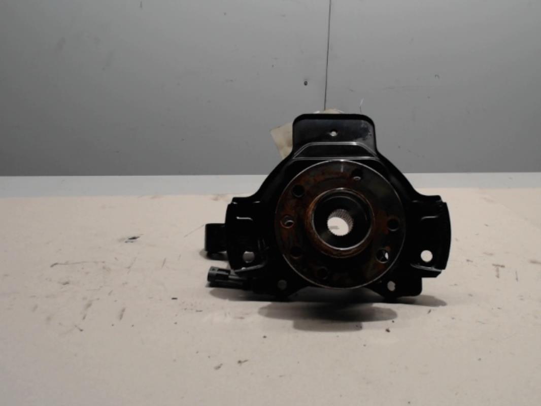 Fusee avant gauche