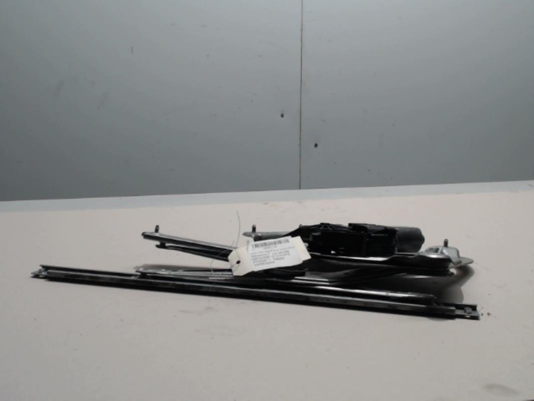 Leve vitre electrique avant droit