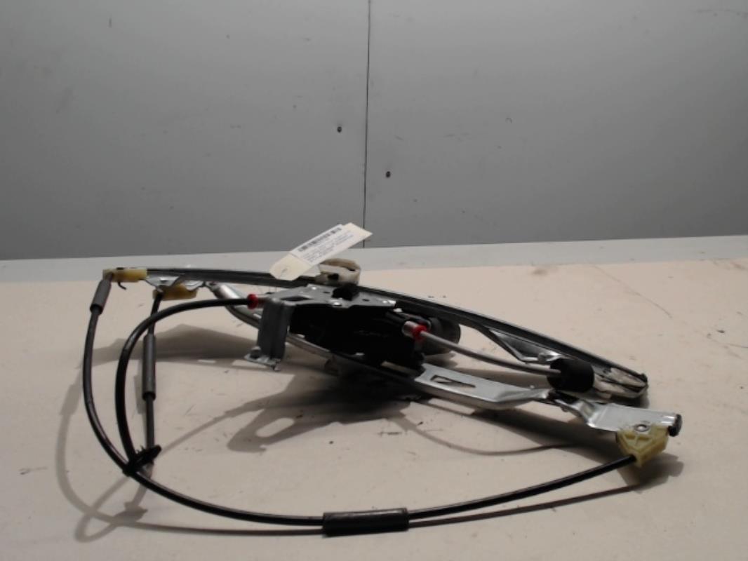 Leve vitre electrique avant droit