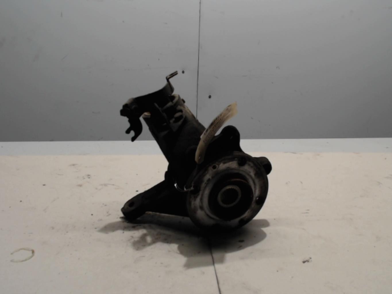 Fusee avant droit