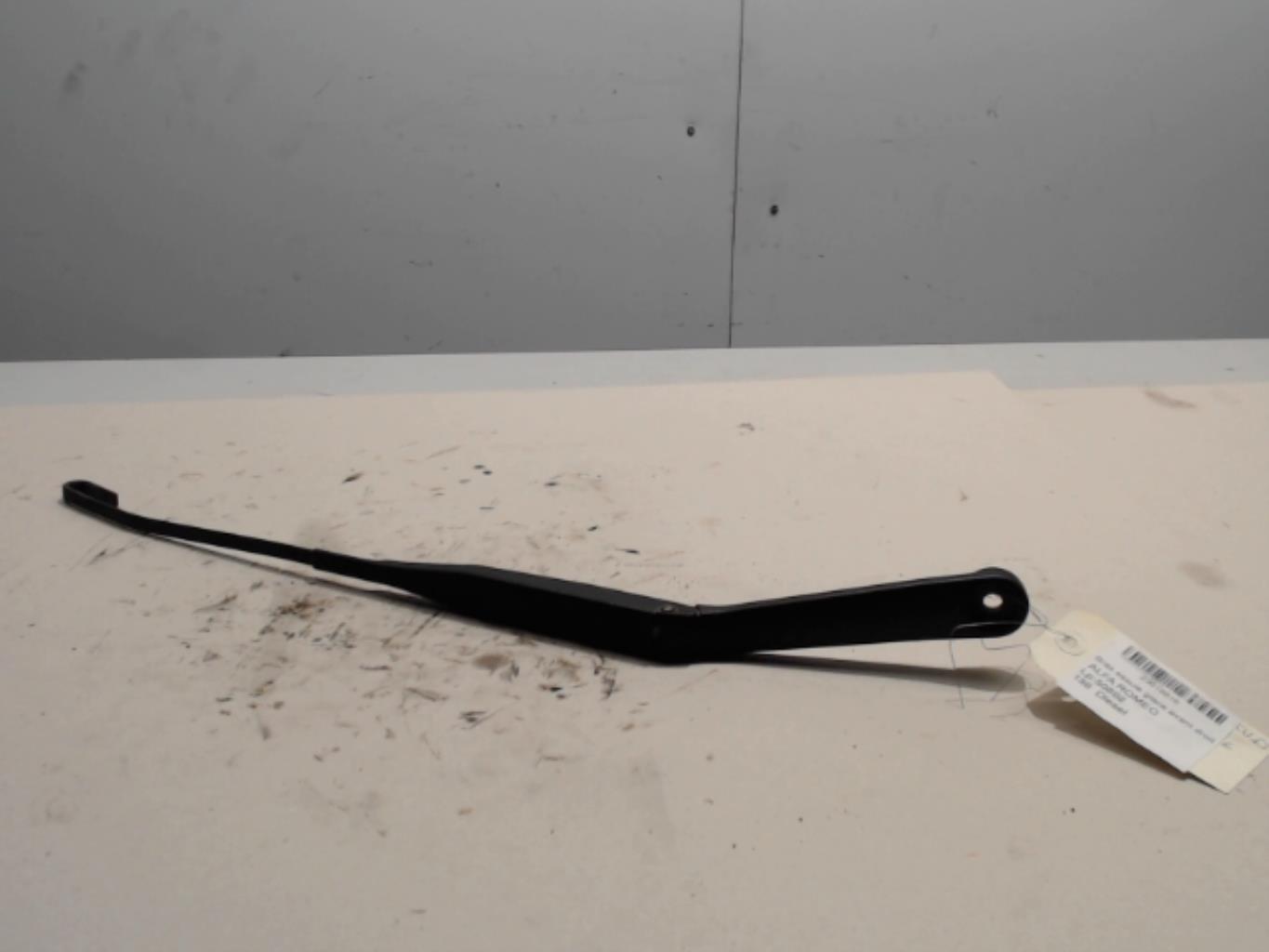Bras essuie glace avant droit