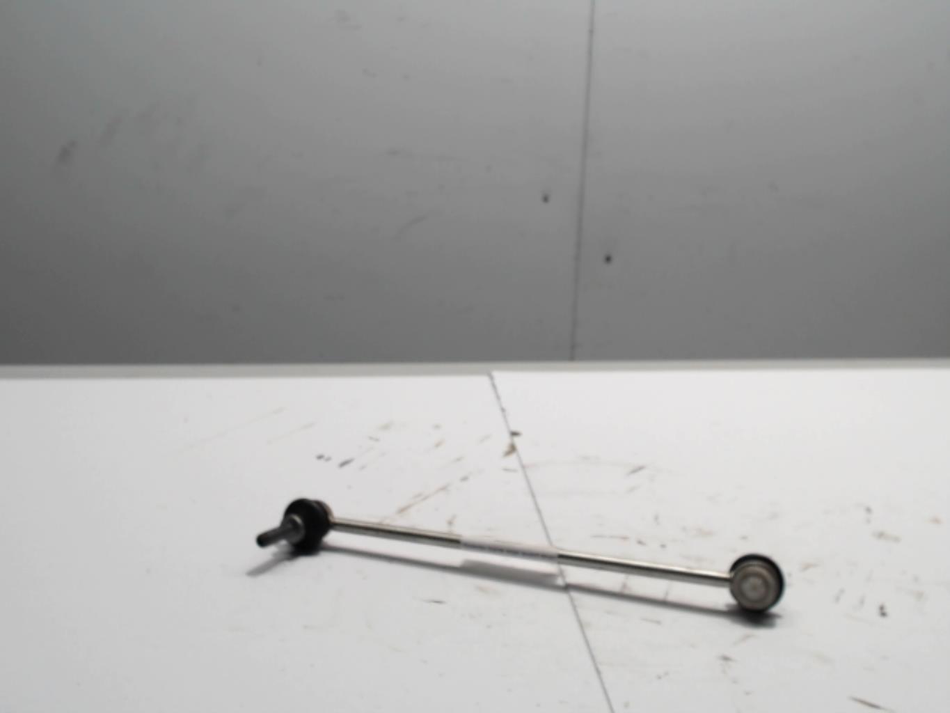 Bielette barre stabilisatrice avant droit