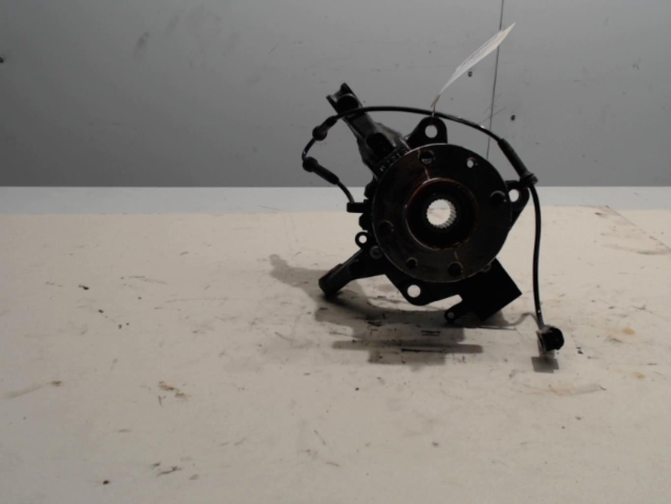 Fusee avant droit