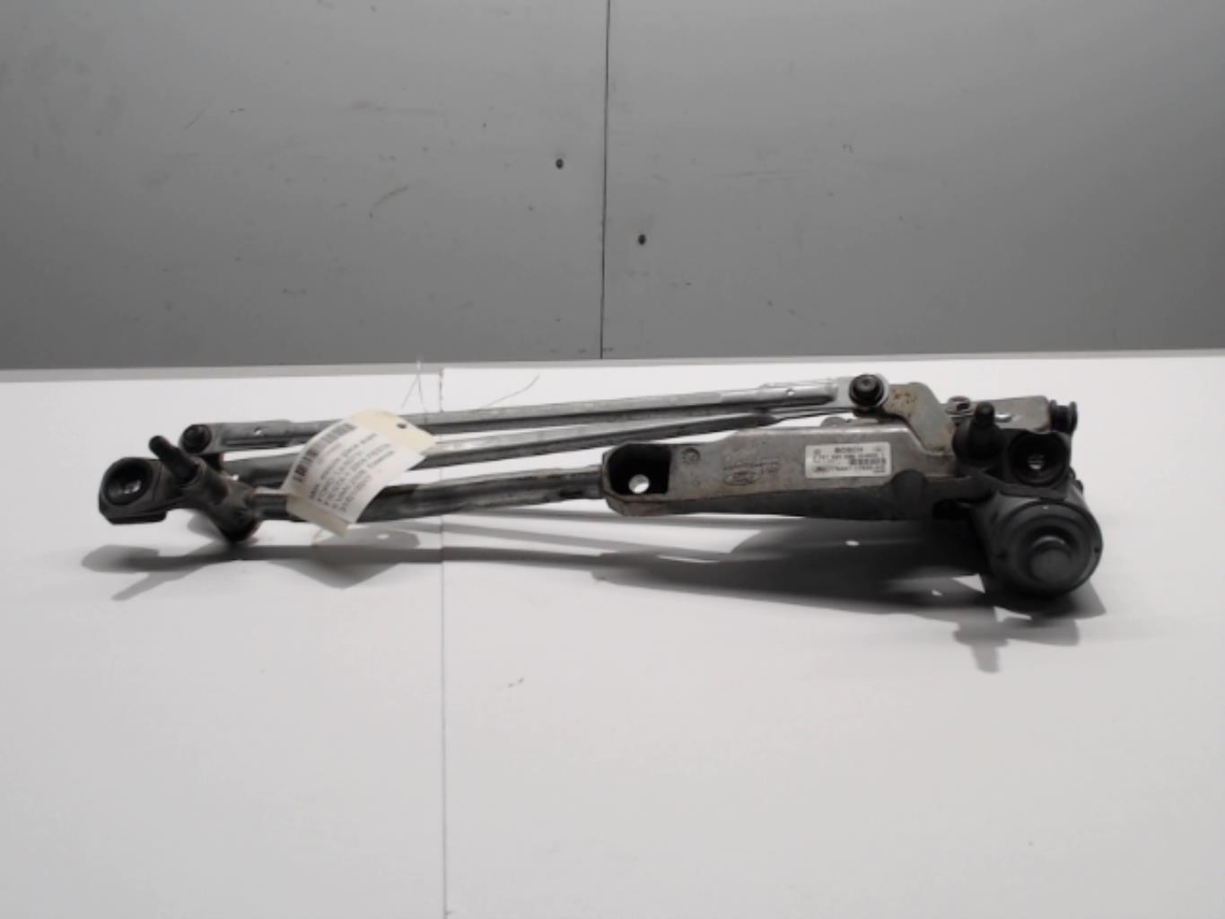 Moteur essuie glace avant
