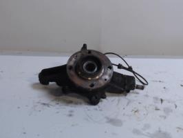 Fusee avant gauche