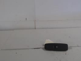 Interrupteur de leve vitre avant droit
