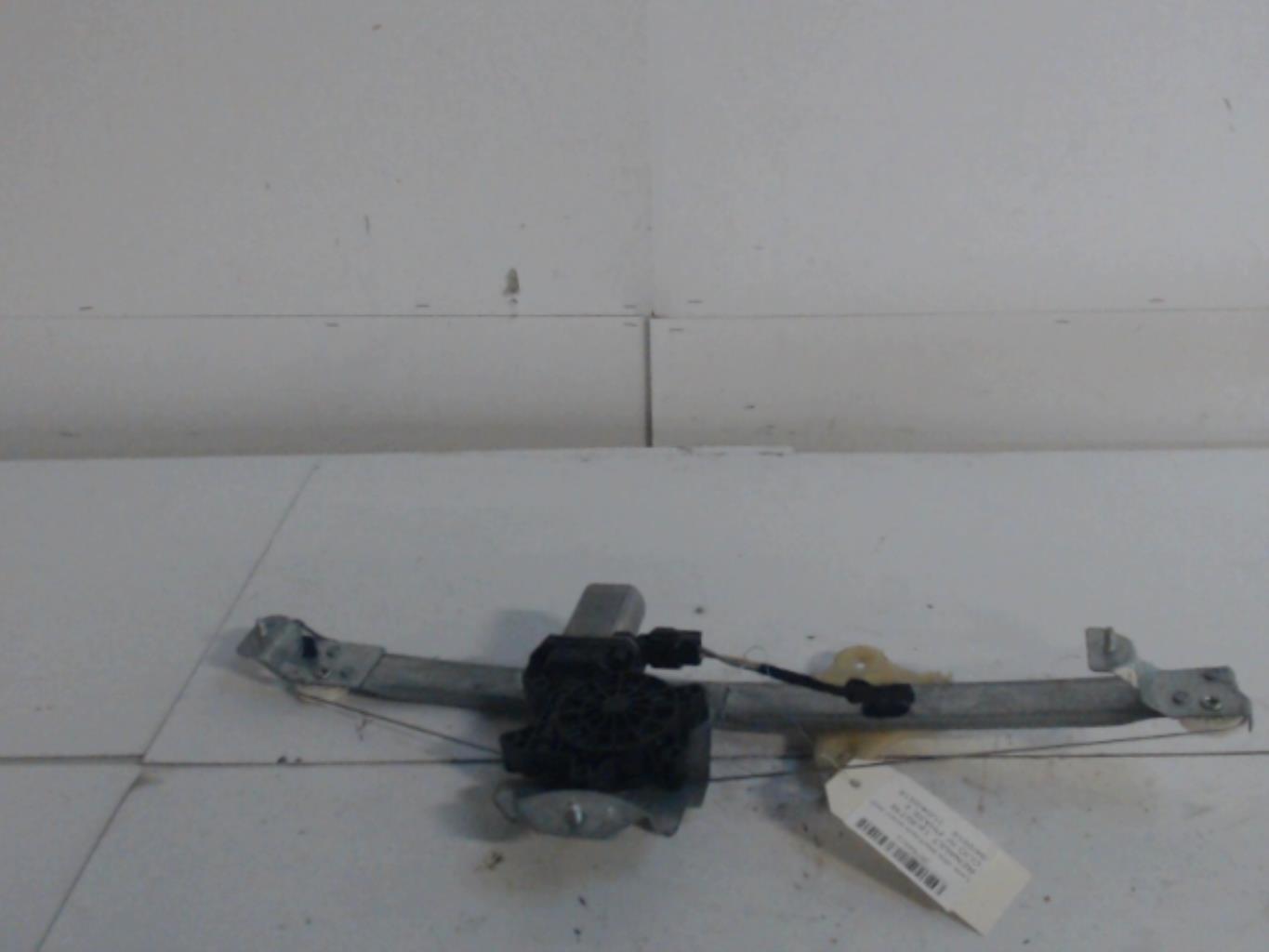 Leve vitre electrique avant droit