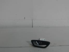 Poignee interieur avant gauche