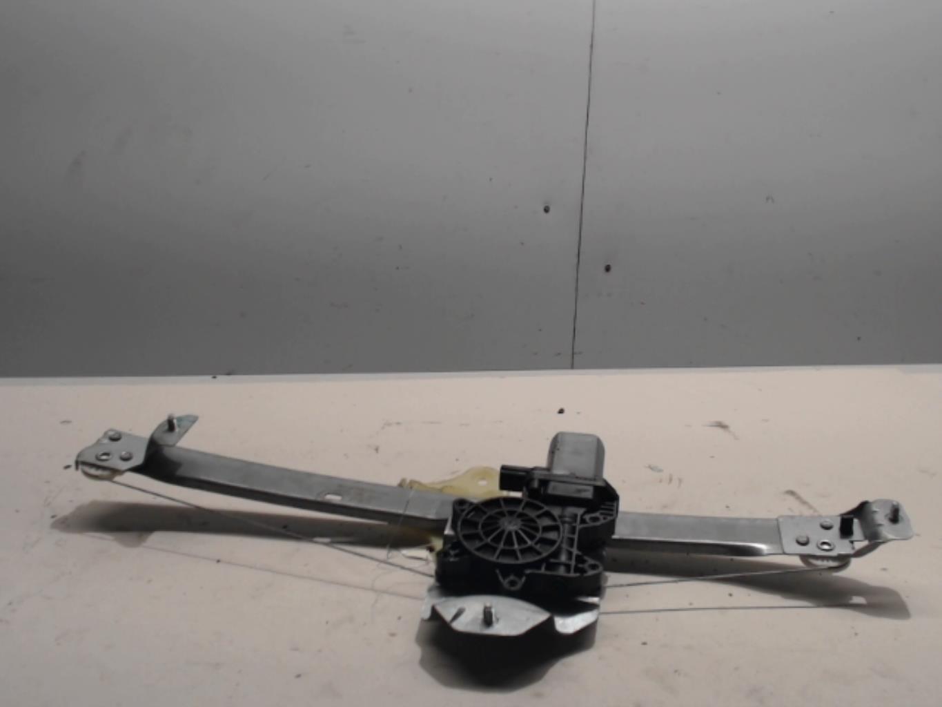 Leve vitre electrique avant gauche