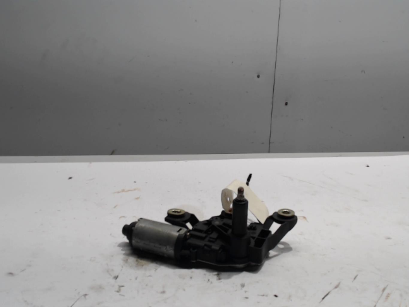 Moteur essuie glace arriere