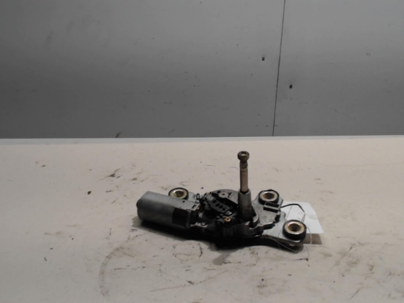 Moteur essuie glace arriere