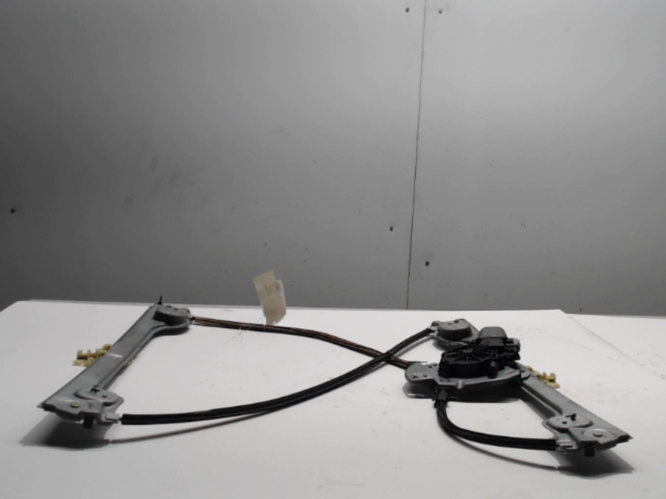 Leve vitre electrique avant gauche
