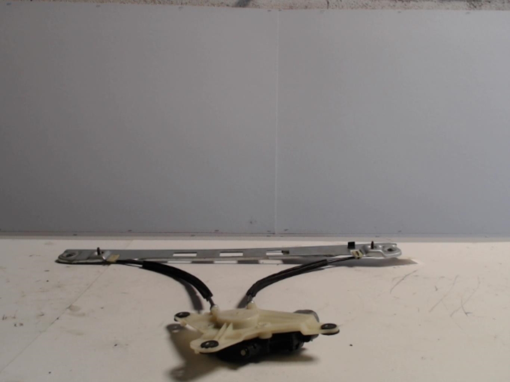 Leve vitre electrique avant droit