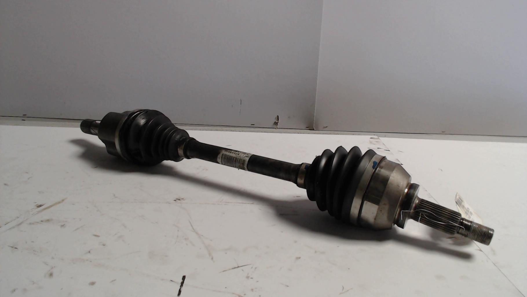 Cardan gauche (transmission)