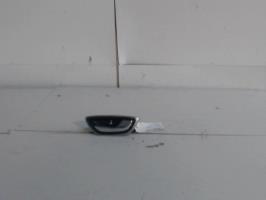 Poignee interieur avant droit
