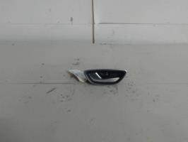 Poignee interieur avant gauche