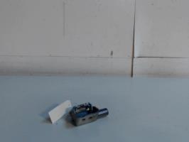 Arret de porte avant droit