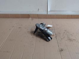 Moteur essuie glace arriere