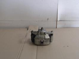 Etrier avant gauche (freinage)