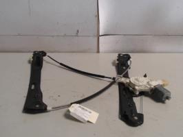 Leve vitre electrique avant gauche
