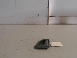 Poignee interieur avant droit