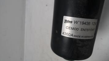Moteur essuie glace avant