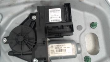 Leve vitre electrique avant gauche