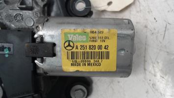 Moteur essuie glace arriere