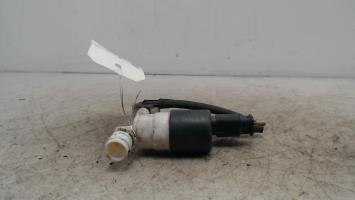 Pompe lave glace avant