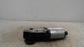 Moteur essuie glace arriere