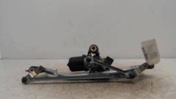 Moteur essuie glace avant