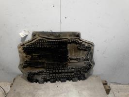Cache sous moteur