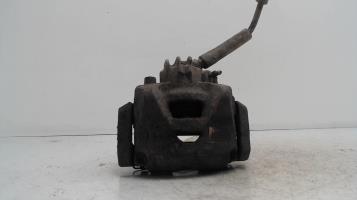 Etrier avant gauche (freinage)