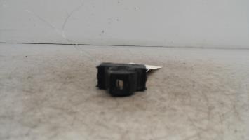 Interrupteur de leve vitre avant droit